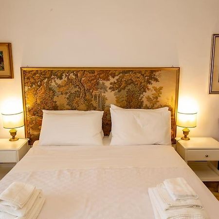 Dimora Al Colosseo, 2 Bedrooms Roma Ngoại thất bức ảnh