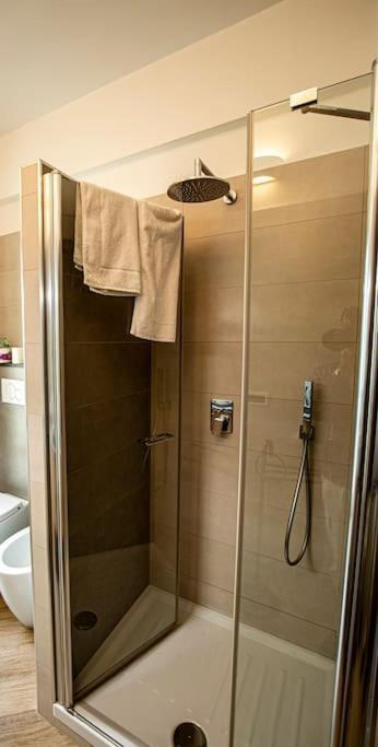 Dimora Al Colosseo, 2 Bedrooms Roma Ngoại thất bức ảnh